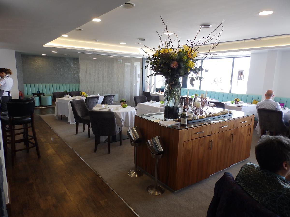 Restaurant James Sommerin Hotel Penarth Exterior photo